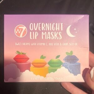 W7 Overnight Lip Masks Set